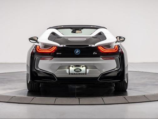 2019 BMW i8 Base