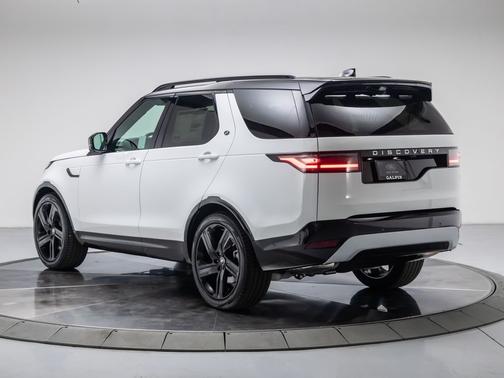 Fuji White 2026 Land Rover Discovery GEMINI EDITION