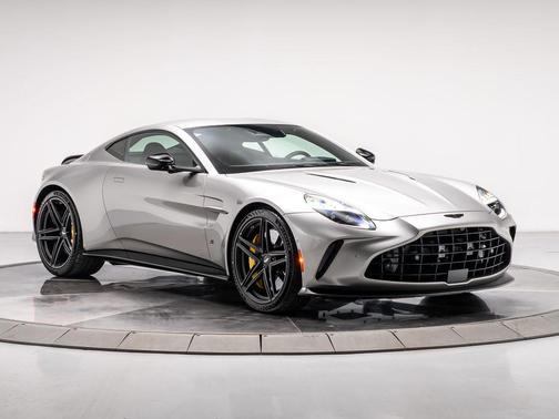 2026 Aston Martin Vantage Base