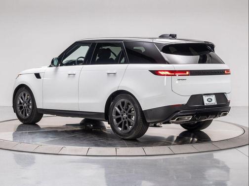 2025 Land Rover Range Rover Sport P360 SE