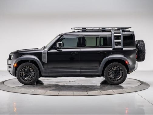 2021 Land Rover Defender 110 SE