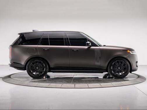 SATIN TOURMALINE BROWN 2025 Land Rover Range Rover P530 SE