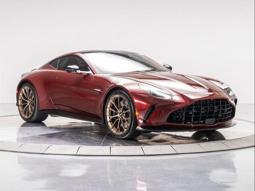 2025 Aston Martin Vantage Base