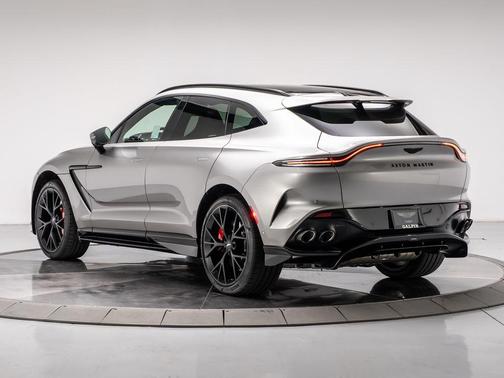 2026 Aston Martin DBX 707