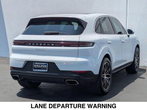 2024 Porsche Cayenne Base
