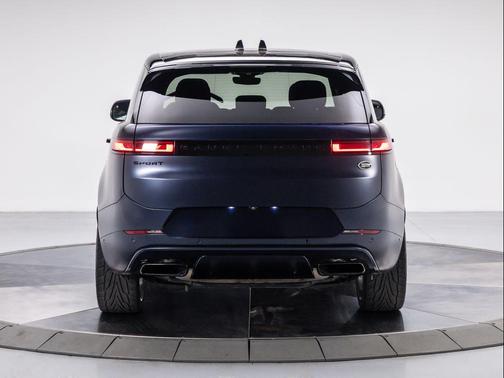 2023 Land Rover Range Rover Sport SE