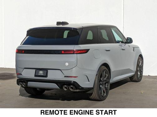 2025 Land Rover Range Rover Sport P635 SV Edition Two