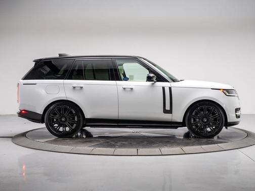 2025 Land Rover Range Rover P400 SE