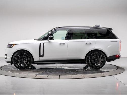 2025 Land Rover Range Rover P400 SE