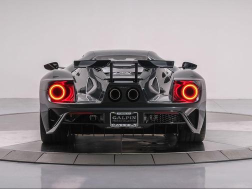 2022 Ford GT 