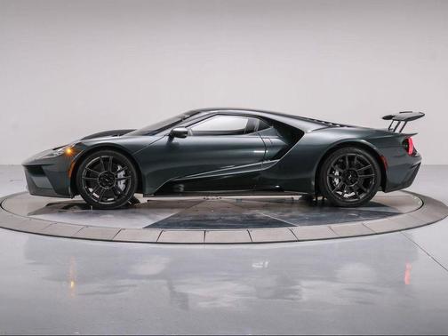 2022 Ford GT 