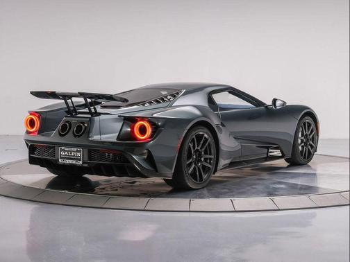 2022 Ford GT 