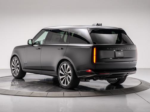 Obsidian Black Satin 2026 Land Rover Range Rover AUTOBIOGRAPHY LWB