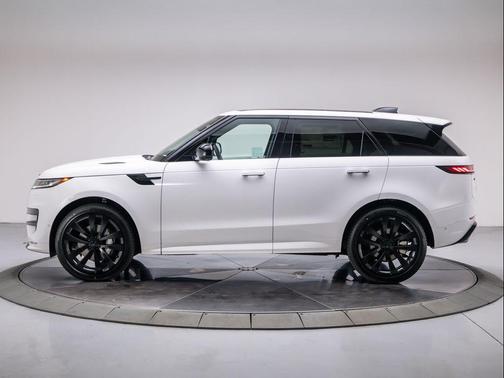 2026 Land Rover Range Rover Sport 5.0 Supercharged Dynamic