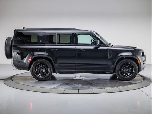 Santorini Black Metallic 2024 Land Rover Defender 130 P300 S