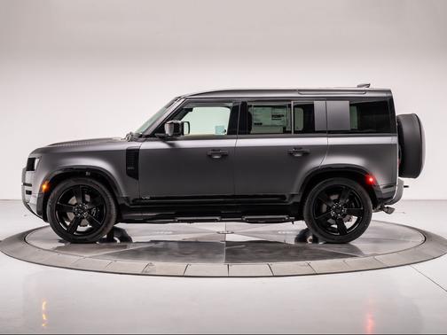 CARPATHIAN GREY 2026 Land Rover Defender 110 V8