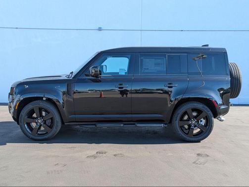 2025 Land Rover Defender 110 P500 X-Dynamic SE