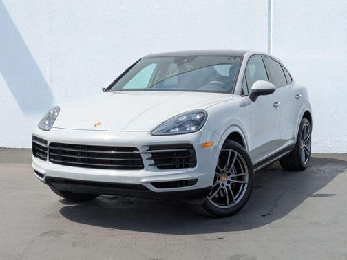 2022 Porsche Cayenne AWD