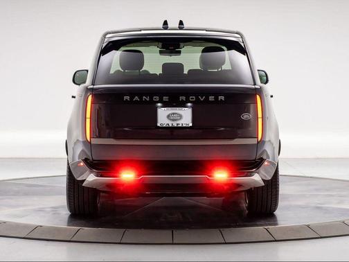 2023 Land Rover Range Rover P400 SE