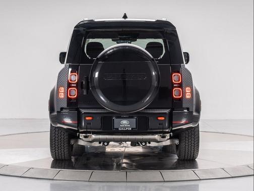 2025 Land Rover Defender P400 X