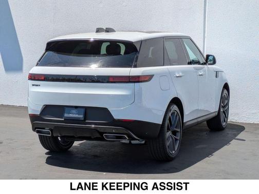 2025 Land Rover Range Rover Sport P360 SE