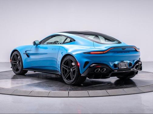 2025 Aston Martin Vantage Base