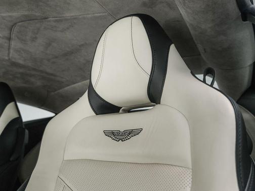 2020 Aston Martin DBS Superleggera
