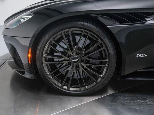 2020 Aston Martin DBS Superleggera
