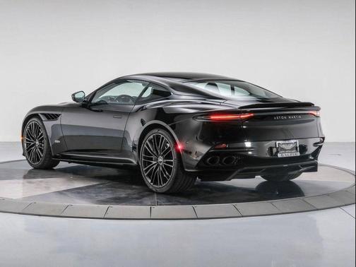 2020 Aston Martin DBS Superleggera