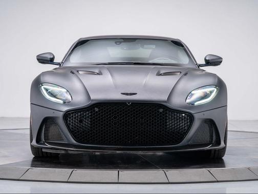 2021 Aston Martin DBS Superleggera