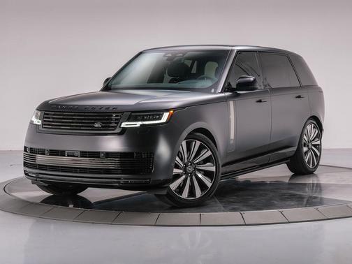 2025 Land Rover Range Rover P615 SV