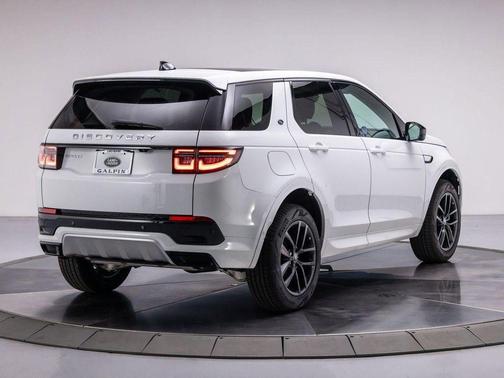 2025 Land Rover Discovery Sport S