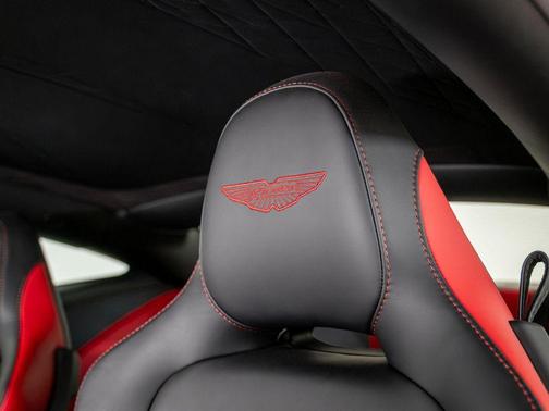2024 Aston Martin DB12 Base