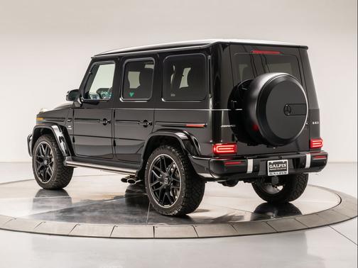 Obsidian Black Metallic 2025 Mercedes-Benz AMG G 63 Base