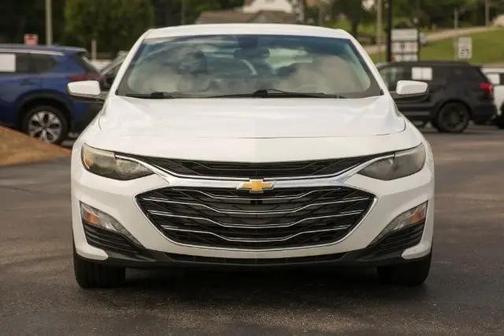 Summit White 2022 Chevrolet Malibu FWD LT