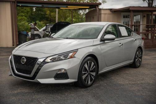 2021 Nissan Altima 2.5 SV