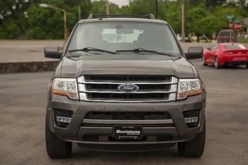 Magnetic 2017 Ford Expedition Limited