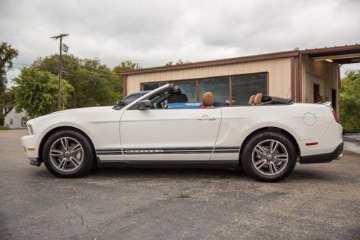 2012 Ford Mustang V6 Premium