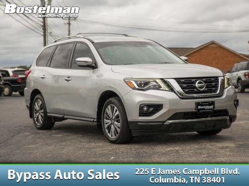 2020 Nissan Pathfinder SV