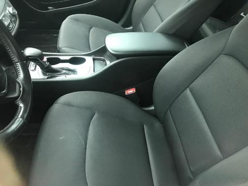 2021 Chevrolet Malibu FWD RS