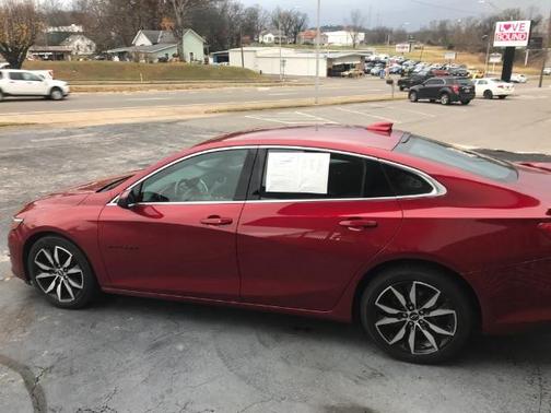 2021 Chevrolet Malibu FWD RS