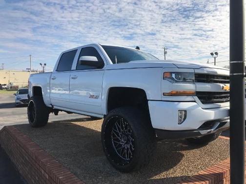 2018 Chevrolet Silverado 1500 2LT