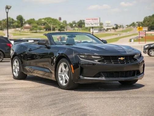 Black Convertible Top 2019 Chevrolet Camaro 1LT