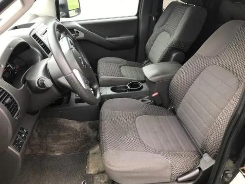 Metallic Blue 2013 Nissan Frontier SV