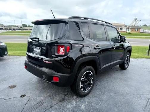 2016 Jeep Renegade Trailhawk