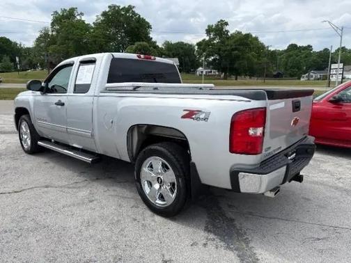Sheer Silver Metallic 2010 Chevrolet Silverado 1500 LT