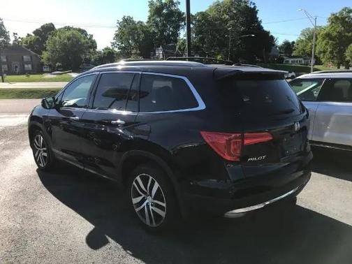 Crystal Black Pearl 2016 Honda Pilot Elite