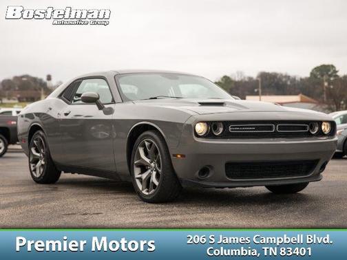 2017 Dodge Challenger SXT