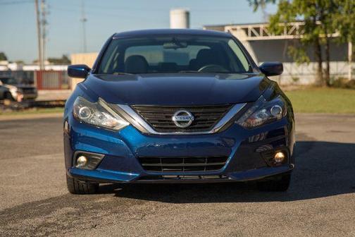 2017 Nissan Altima 2.5 SR