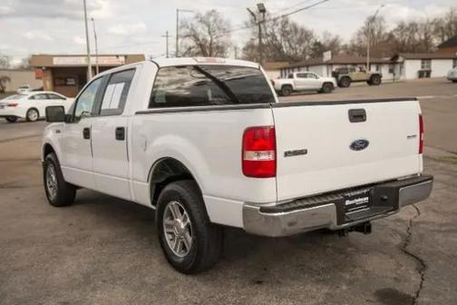 2005 Ford F-150 XLT SuperCrew